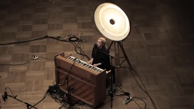 Agnes Obel - Dorian