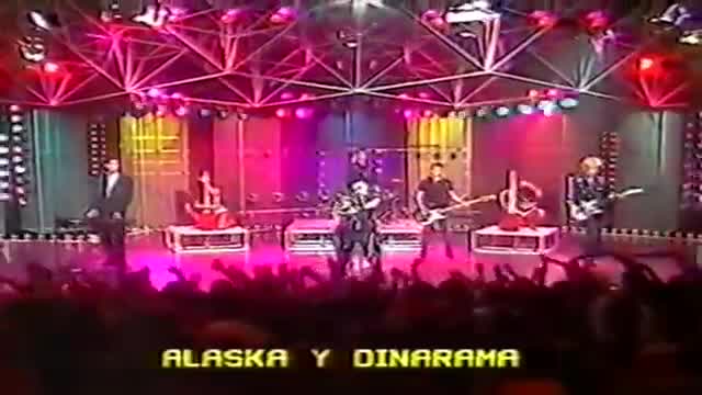 Alaska y Dinarama - La funcionaria asesina