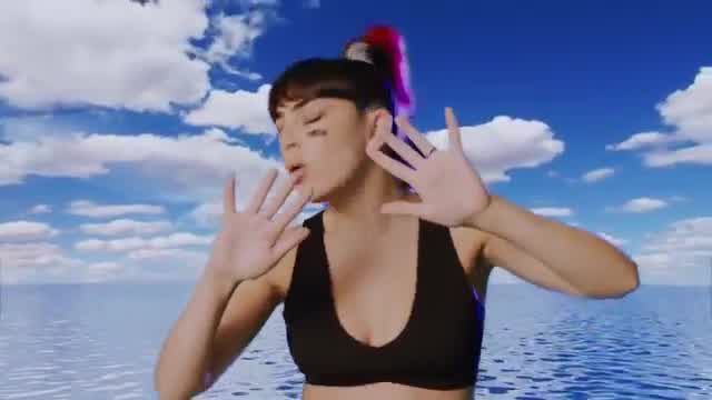 Charli XCX - 1999