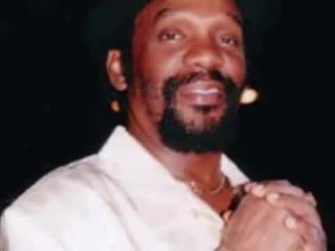 Glen Washington - Strangers in the Night