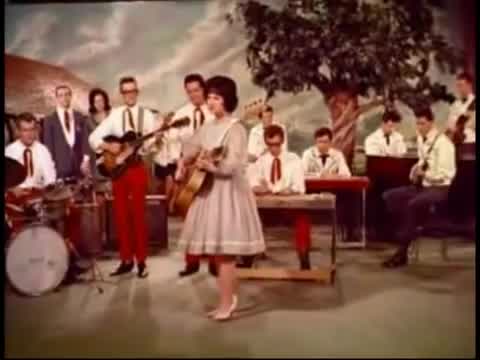 Kitty Wells - It Wasn't God Who Made Honky Tonk Angels