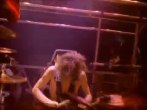 Mötley Crüe - Wild Side