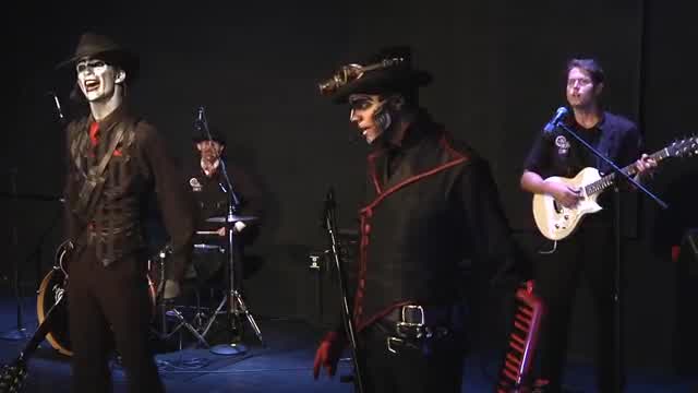 Steam Powered Giraffe - Me & My Baby