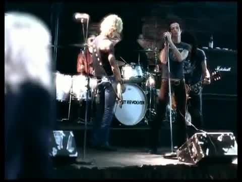 Velvet Revolver - Fall to Pieces