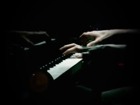 Yiruma - River Flows in You