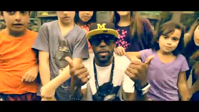 Yonas - Pumped Up Kicks