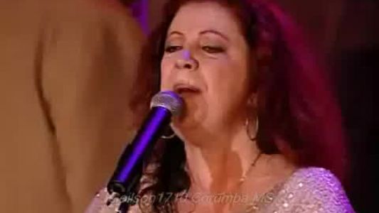 Beth Carvalho - Camarão que dorme a onda leva