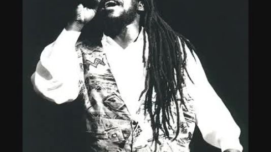 Dennis Brown - Want to Be No General
