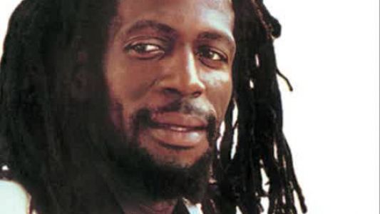 Gregory Isaacs - Cream of the Crop